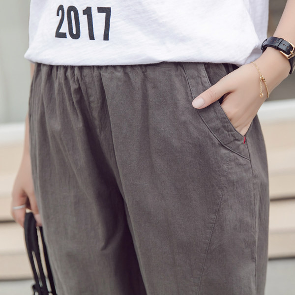 Pantaloni casual dama cu model cu buzunare late