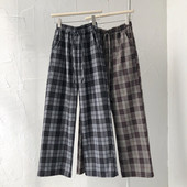 Кариран дамски широк панталон с висока талия