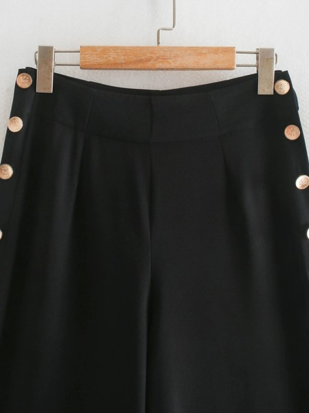 Дамски широк панталон със златисти копчета