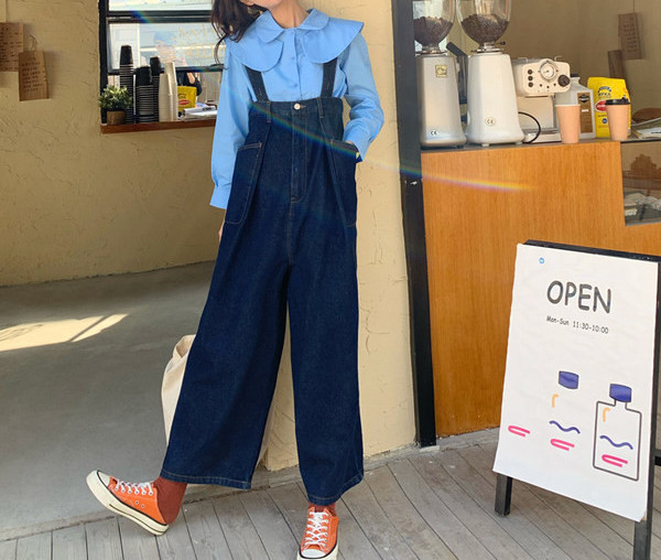 Salopeta de dama model nou din denim cu bretele