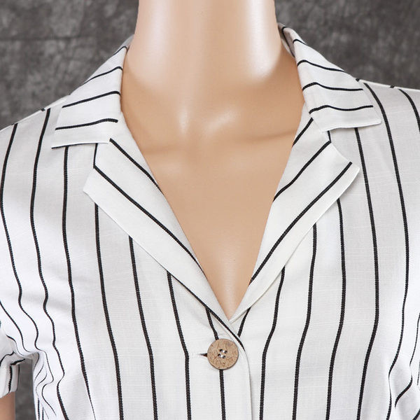 Model nou de salopetă de damă în dungi cu mâneci scurte