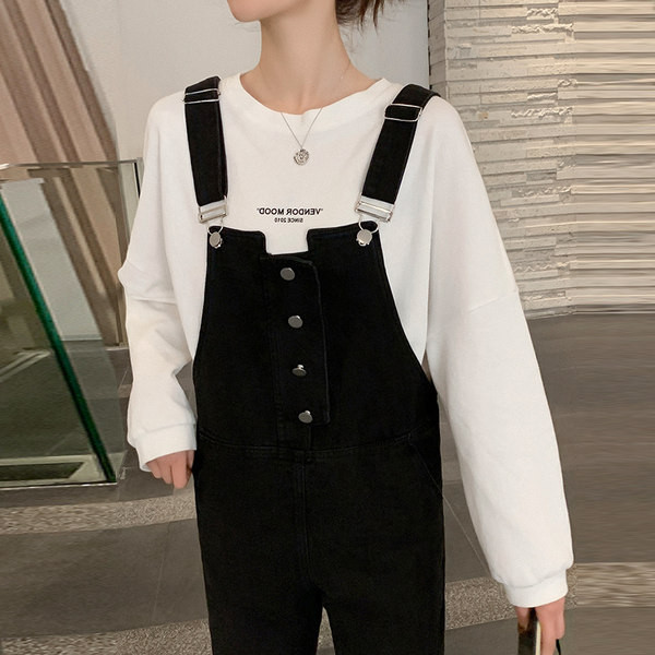 Salopetă casual de damă cu bretele din denim de culoare neagră