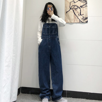 Salopetă largă din denim pentru femei, cu buzunare adânci și nasturi