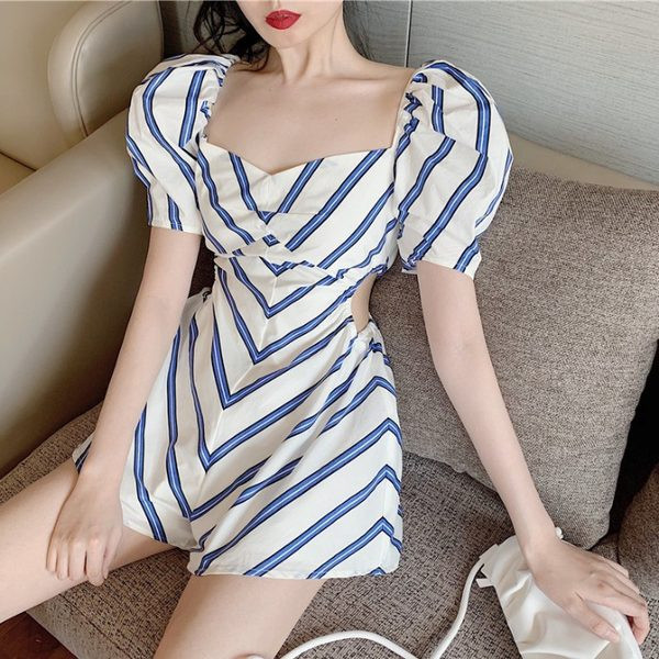 Model nou de salopetă de damă cu mâneci bufante