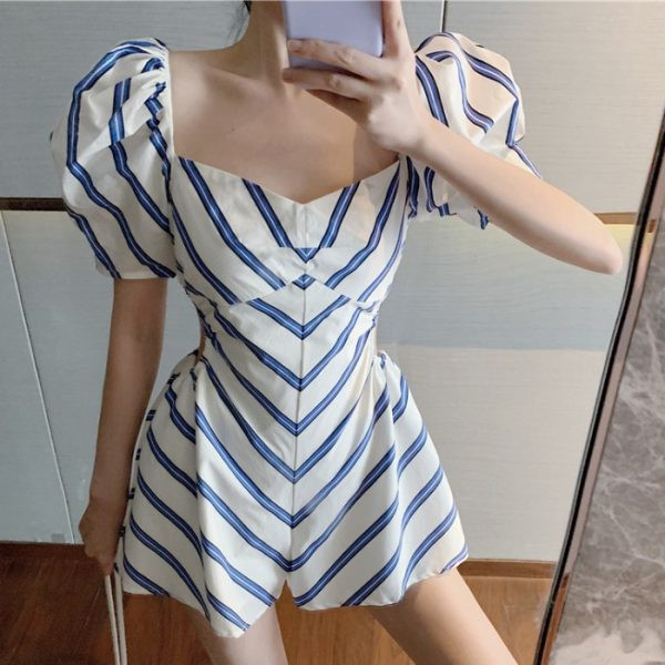 Model nou de salopetă de damă cu mâneci bufante