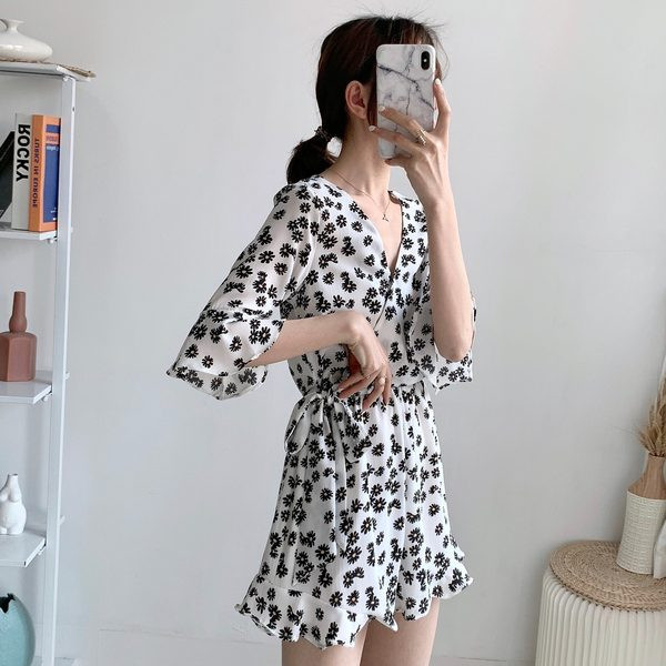 Salopeta de dama scurta cu maneci 3/4 si talie elastica