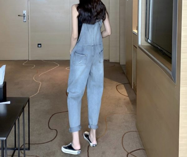 Νέο μοντέλο γυναικεία ολόσωμη φόρμας τζιν σε μπλε χρώμα