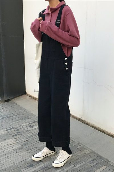 Γυναικεία αθλητική ολόσωμη φόρμα με τσέπη σε λευκό και μαύρο χρώμα