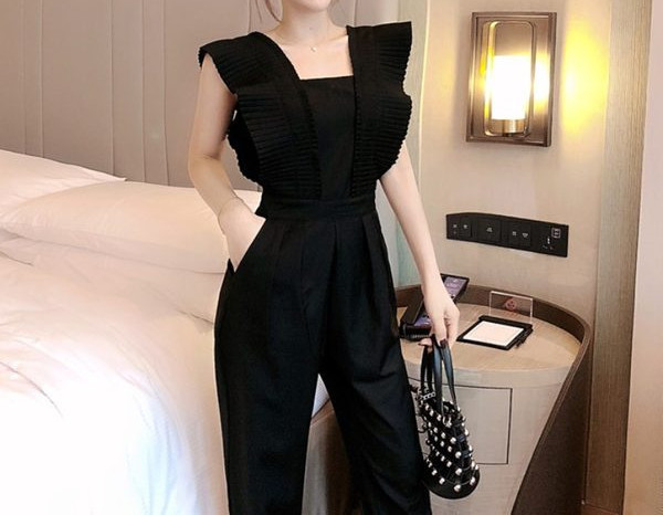 Salopetă lungă de damă modernă cu bucle