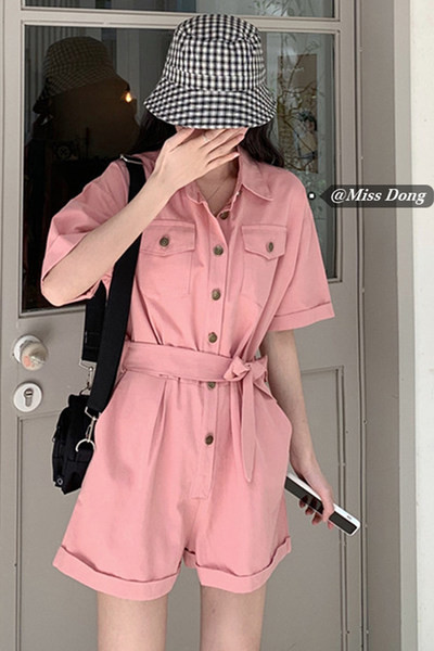 Salopeta scurta de dama cu nasturi si centura in talie