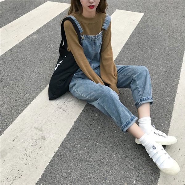 Salopeta de dama din denim cu buzunare si bretele in albastru