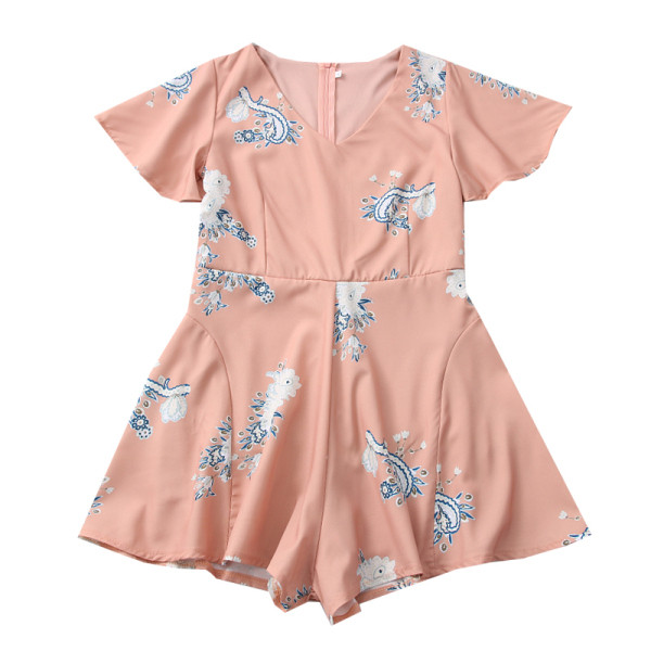 Salopetă scurtă de damă, cu decolteu spitz și mâneci scurte