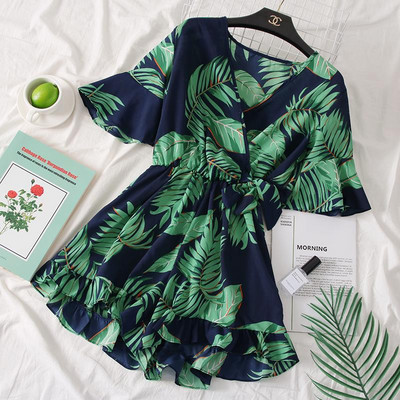 Salopetă colorată de damă cu mâneci scurte și motive florale