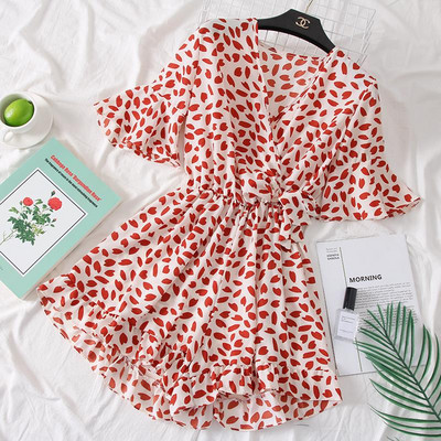 Salopetă colorată de damă cu mâneci scurte și motive florale