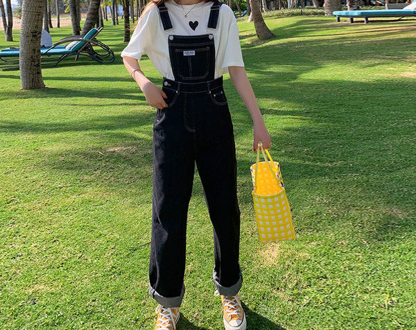 Model nou de salopete de dama de culoare neagra