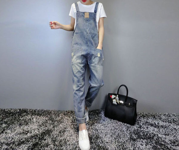 Salopeta de dama din denim cu buzunare