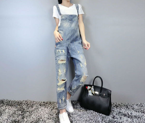 Salopeta de dama din denim cu buzunare