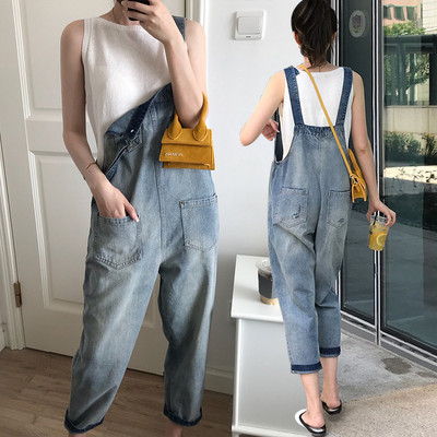 Salopeta de dama model nou din denim cu buzunare