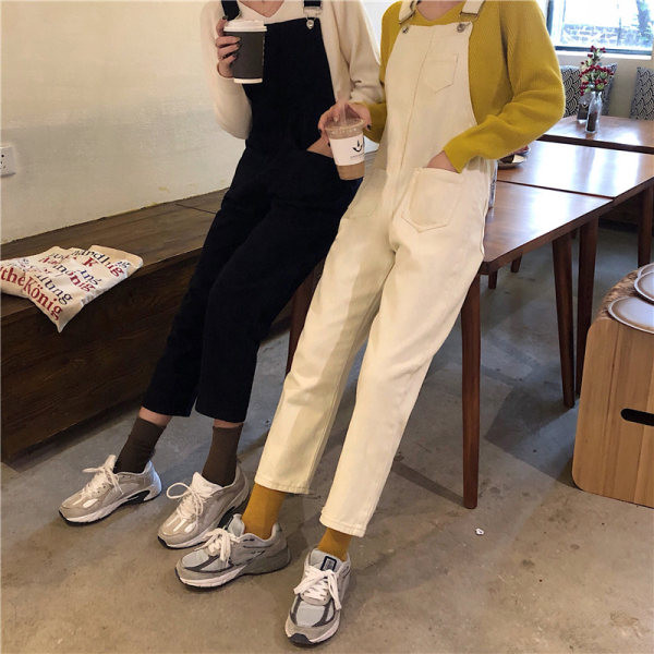 Salopeta de dama cu buzunare si bretele