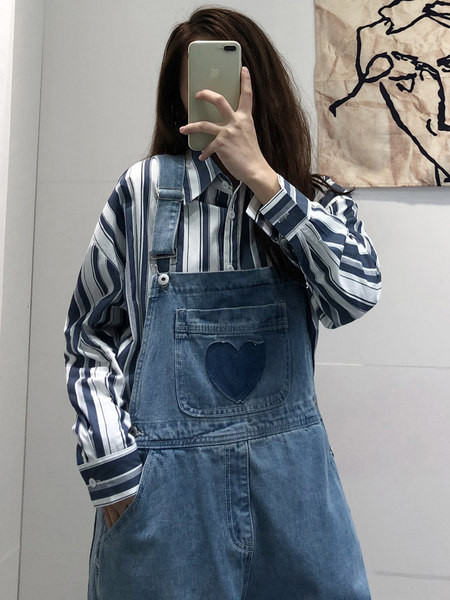 Salopeta casual de dama cu buzunare si bretele in albastru