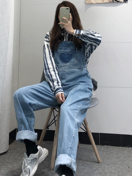 Salopeta casual de dama cu buzunare si bretele in albastru