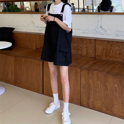 Salopeta de dama scurta model gratuit cu bretele