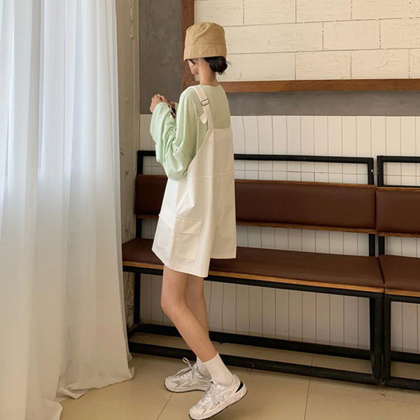 Salopeta de dama scurta model gratuit cu bretele