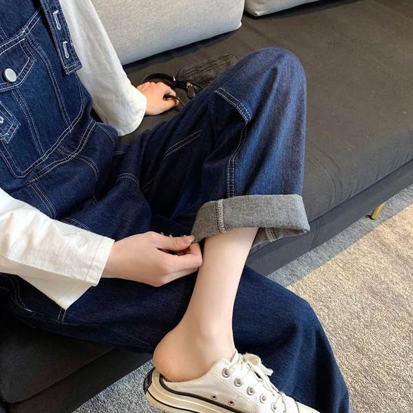 Salopeta de dama lunga din denim de culoare albastru inchis