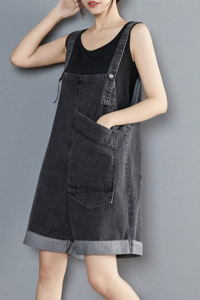 Salopeta de dama moderna cu buzunar si bretele