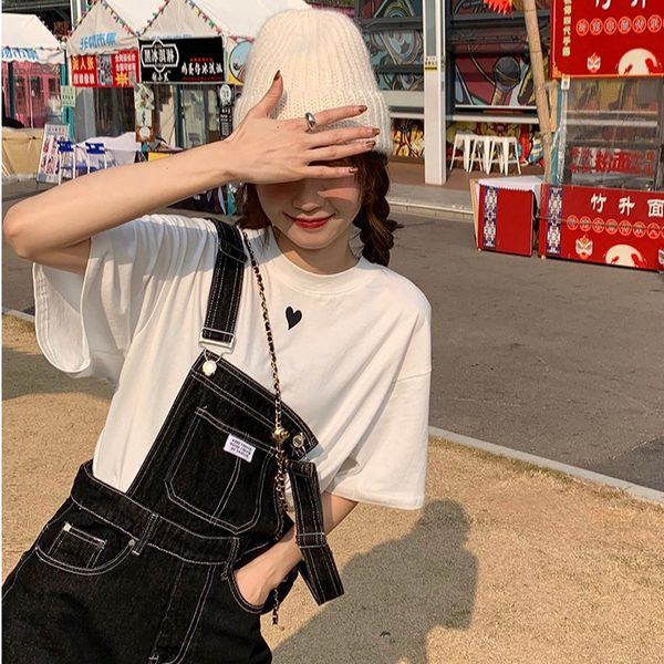 Salopeta de dama cu bretele de culoare neagra