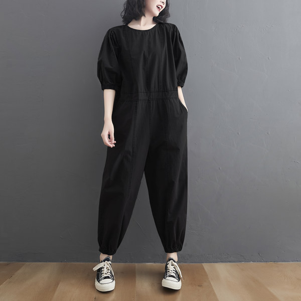 Γυναικεία μονόχρωμη ολόσωμη φόρμ σε μαύρο χρώμα