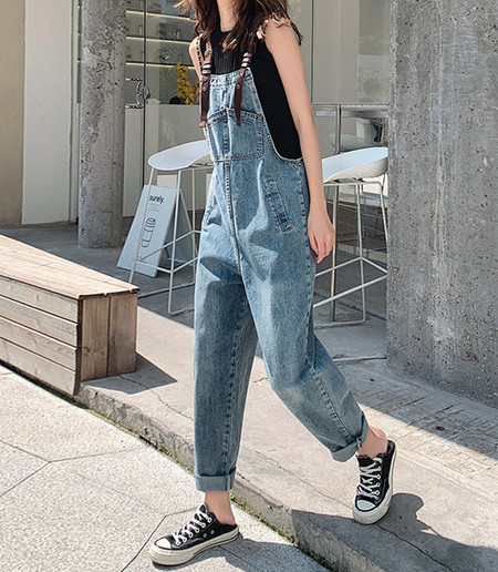 Γυναικείες ολόσωμες φόρμες  τζιν σε μλε χρώμα