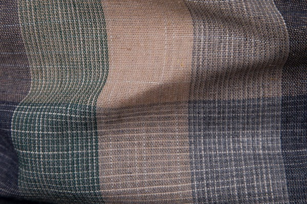 Cămașă casual bărbați în carouri cu nasturi și guler clasic