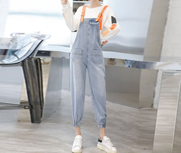 Salopetă de damă uni cu bretele colorate