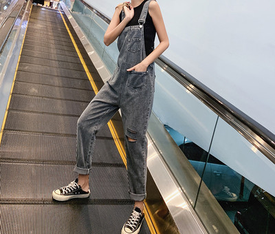 Salopeta de dama cu motive rupte si buzunare