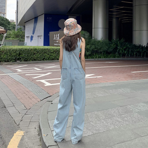 Ležerni traper kombinezon - široki ženski model