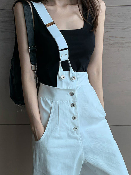 Salopeta de dama moderna cu nasturi si curea