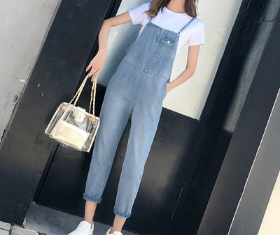 Γυναικείες casual φόρμες με λεπτά τιραντάκια και τσέπες