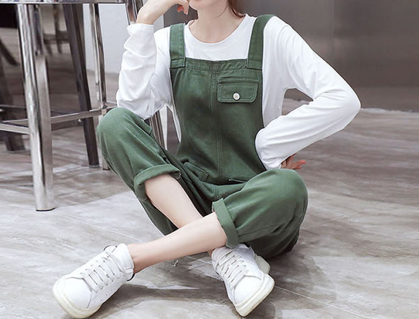 Set salopeta de dama si o bluza cu maneci lungi