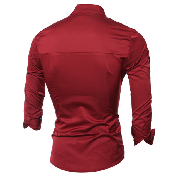 Muška moderna košulja asimetričnog modela na gumbe