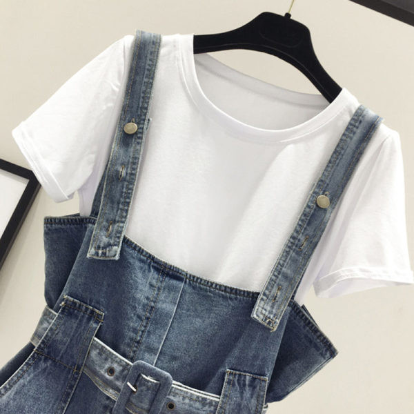 Salopeta de dama din denim cu buzunare si curea