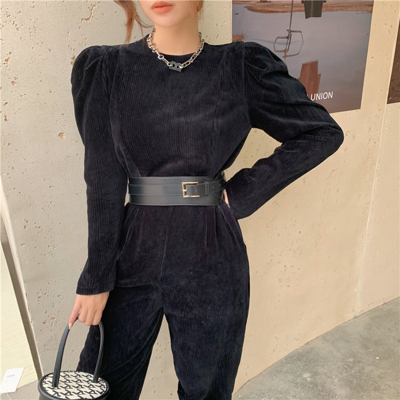 Salopeta de dama lunga din catifea cu curea