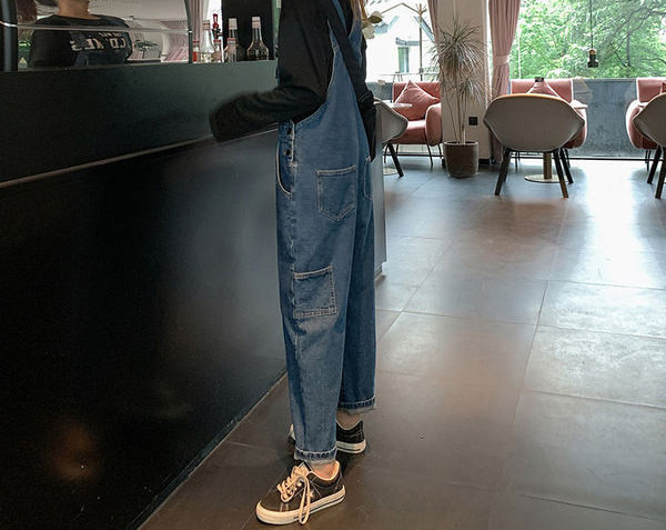 Salopetă casual de damă din denim albastru