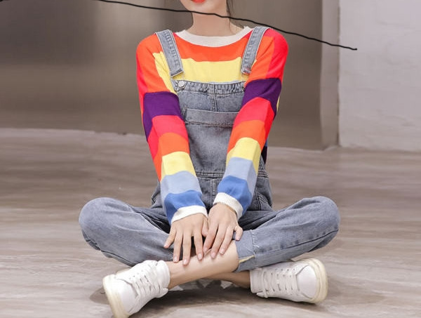 Salopeta de dama din denim cu buzunar si bretele