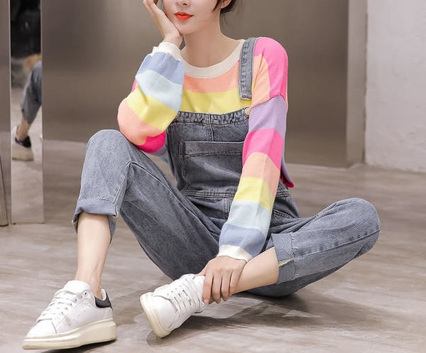 Salopeta de dama din denim cu buzunar si bretele