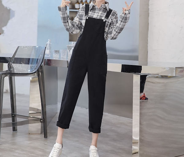 Ženski elegantni kombinezon s džepom prikladan za proljeće