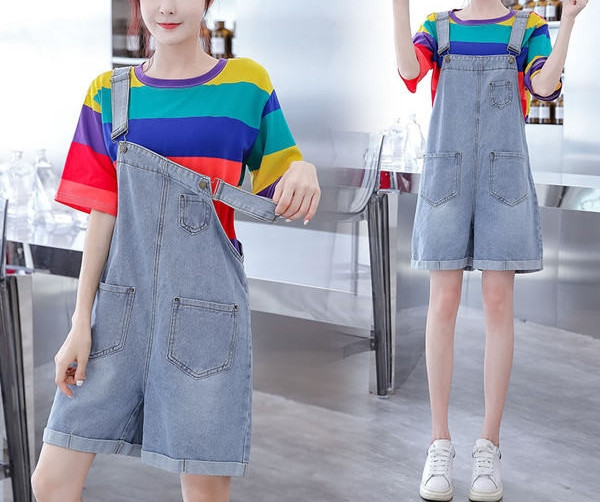 Salopeta de dama din denim cu buzunar potrivita pentru vara