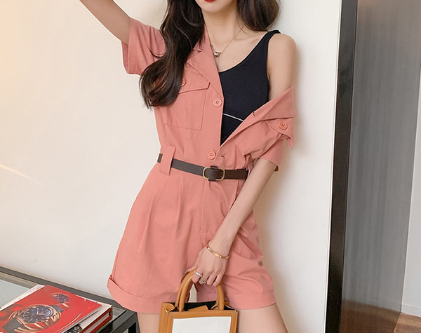 Model nou de salopetă de damă monocoloră cu buzunare roz