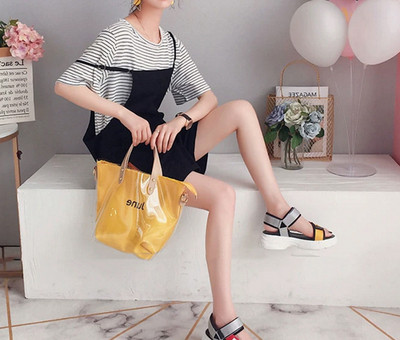 Salopetă și tricou de damă în trei culori