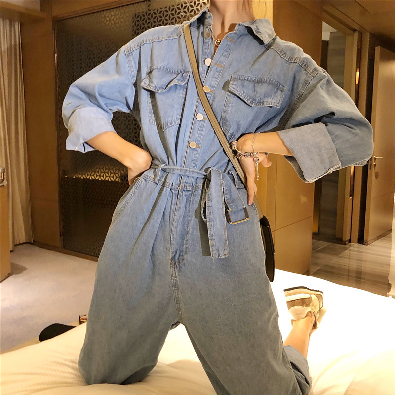 Salopeta de dama lunga din denim cu nasturi